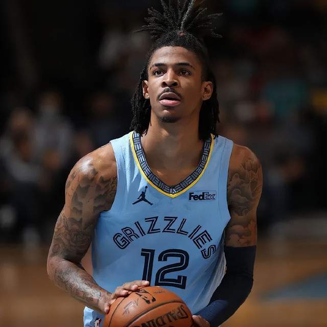 东体：国足年轻化不是面子工程，塞鸟、侯永永等应有一席之地（东体：国足年轻化非作秀，塞鸟、侯永永等应获入选机会）