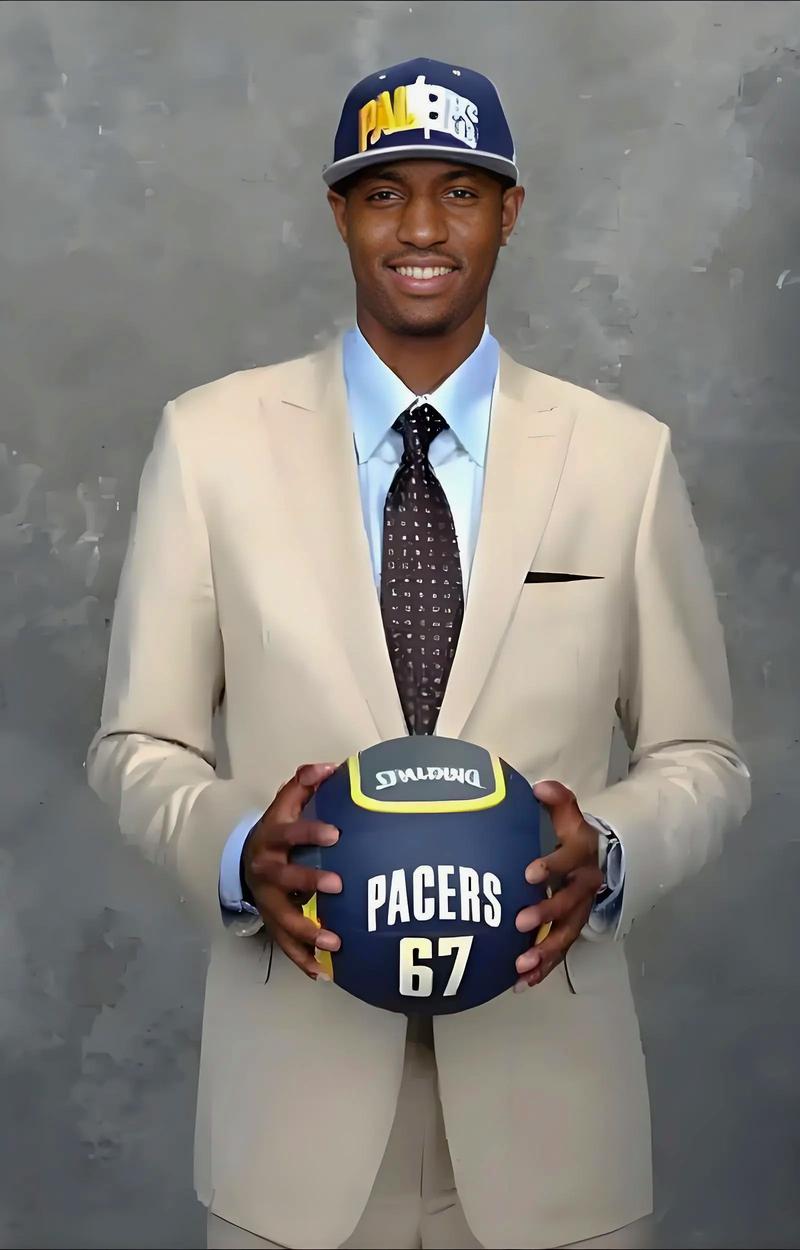 又是首开记录，麦卡在欧冠最近两球都是对皇马打进的（再度先拔头筹，麦卡近两粒欧冠进球均由对皇马打进）